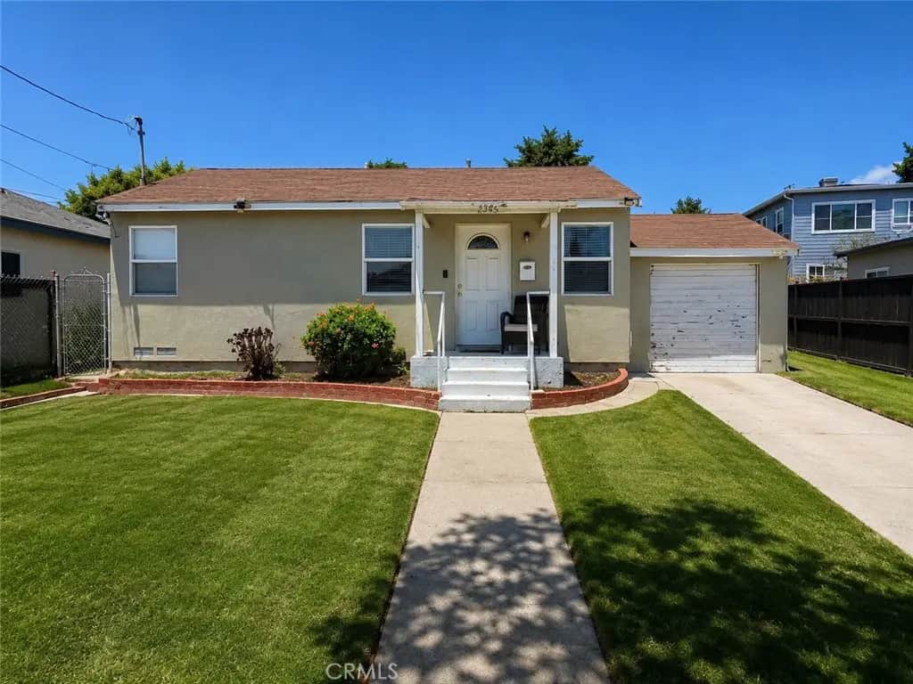 2345 W Cameron, Long Beach, CA — listing photo 1