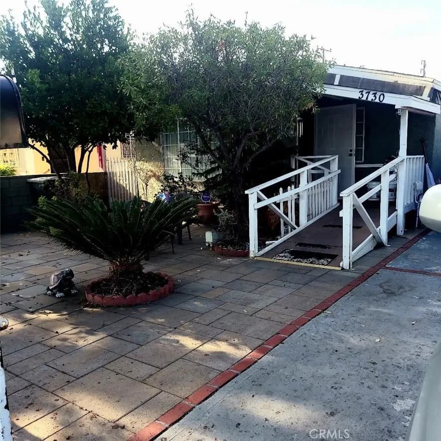 3730 E 56th, Maywood, CA — listing photo 1