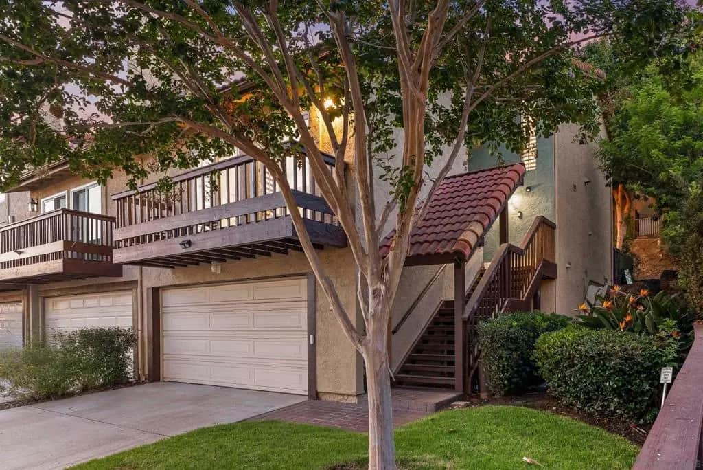 6998 Camino Degrazia, San Diego, CA — listing photo 1