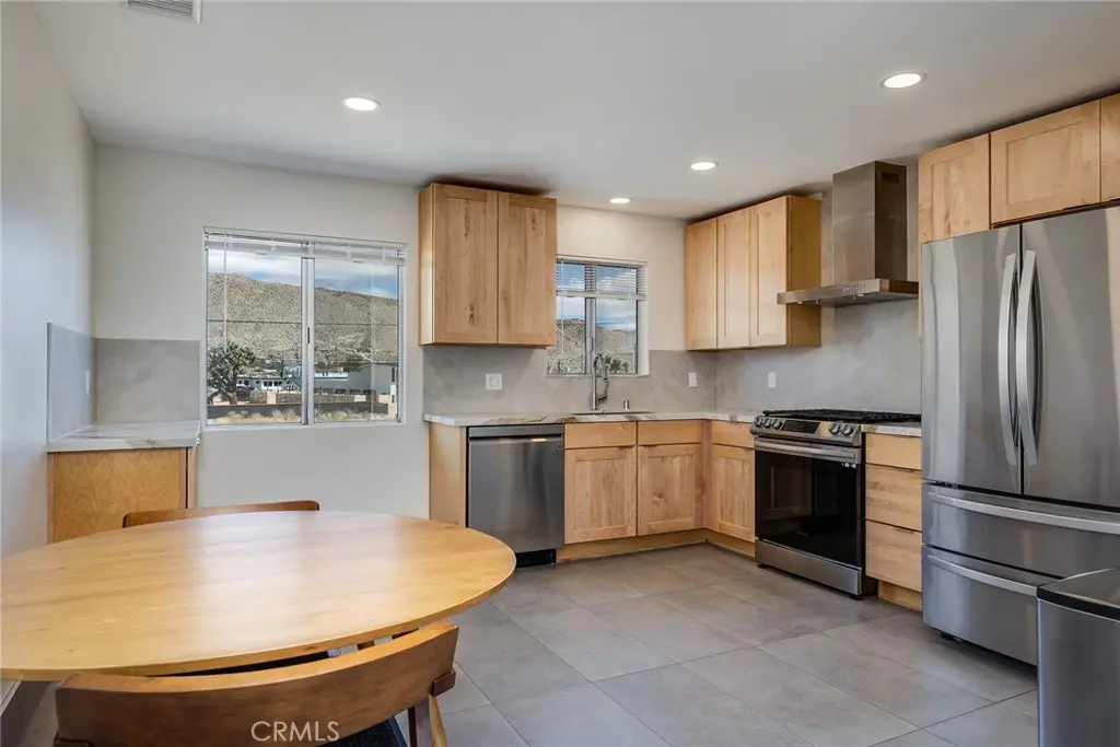 7412 Deer Trail 4, Yucca Valley, CA — listing photo 1