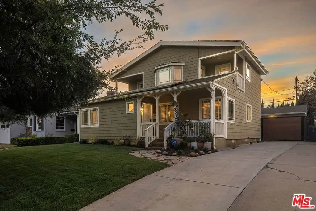 11825 Pacific Avenue, Los Angeles, CA — listing photo 1