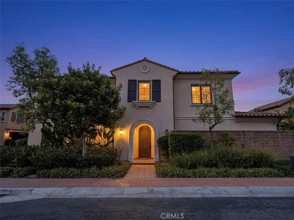 60 Bandana, Irvine, CA — listing photo 1