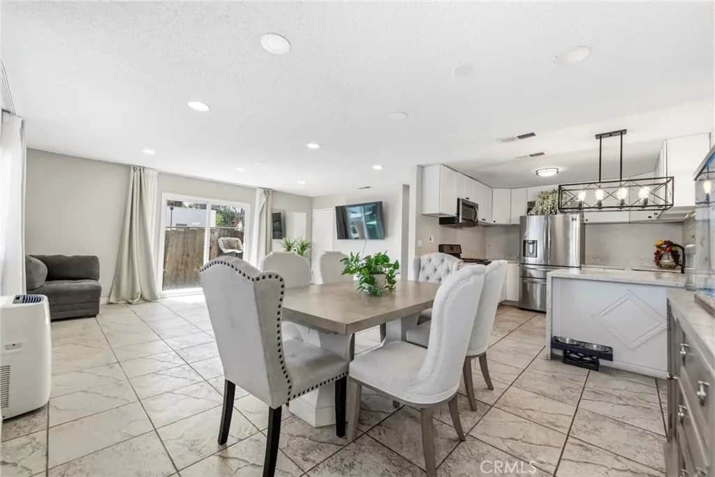 961 Park, Lake Elsinore, CA — listing photo 1
