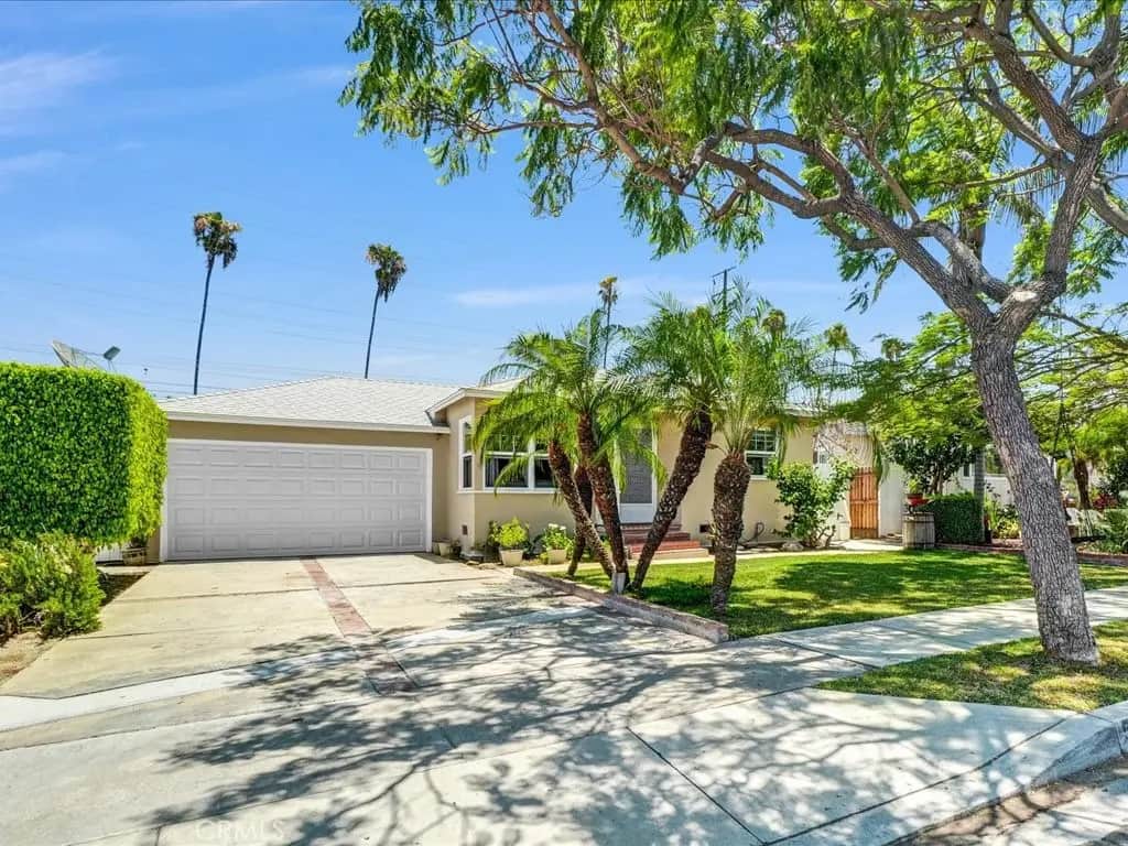 5072 Gardenia, Long Beach, CA — listing photo 1