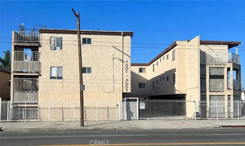 7001 S Main Street, Los Angeles, CA — listing photo 1