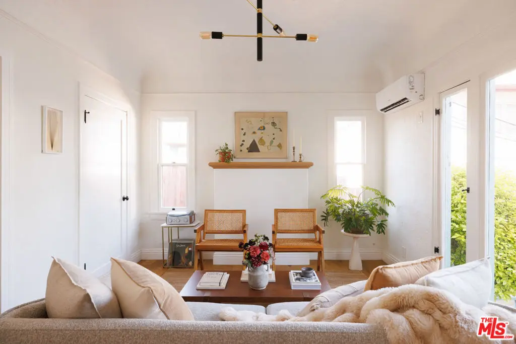 119 Rosemont Avenue, Los Angeles, CA — listing photo 1