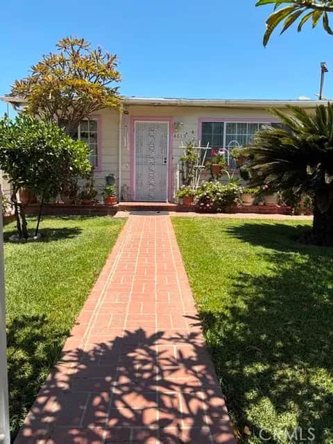 4619 E 1ST Street, Los Angeles, CA — listing photo 1