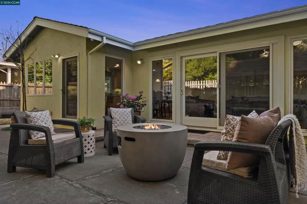 114 Combs Ln, Vallejo, CA — listing photo 1