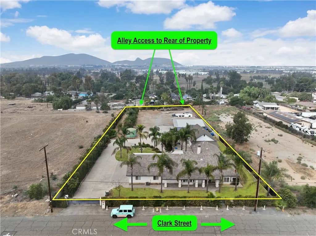 875 Clark, Riverside, CA — listing photo 1