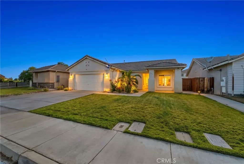 45757 Knightsbridge St, Lancaster, CA — listing photo 1