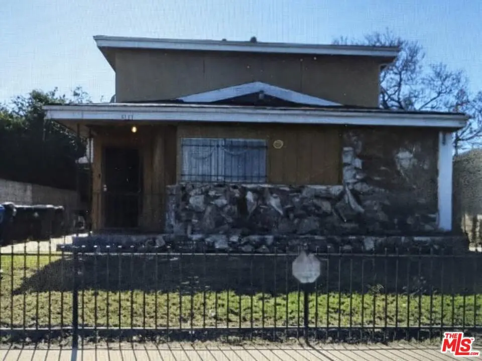 9111 S Baring Cross Street, Los Angeles, CA — listing photo 1