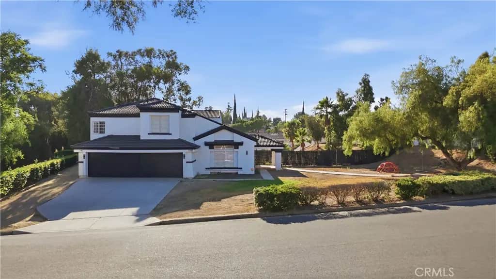 11901 Vista De Cerros, Moreno Valley, CA — listing photo 1