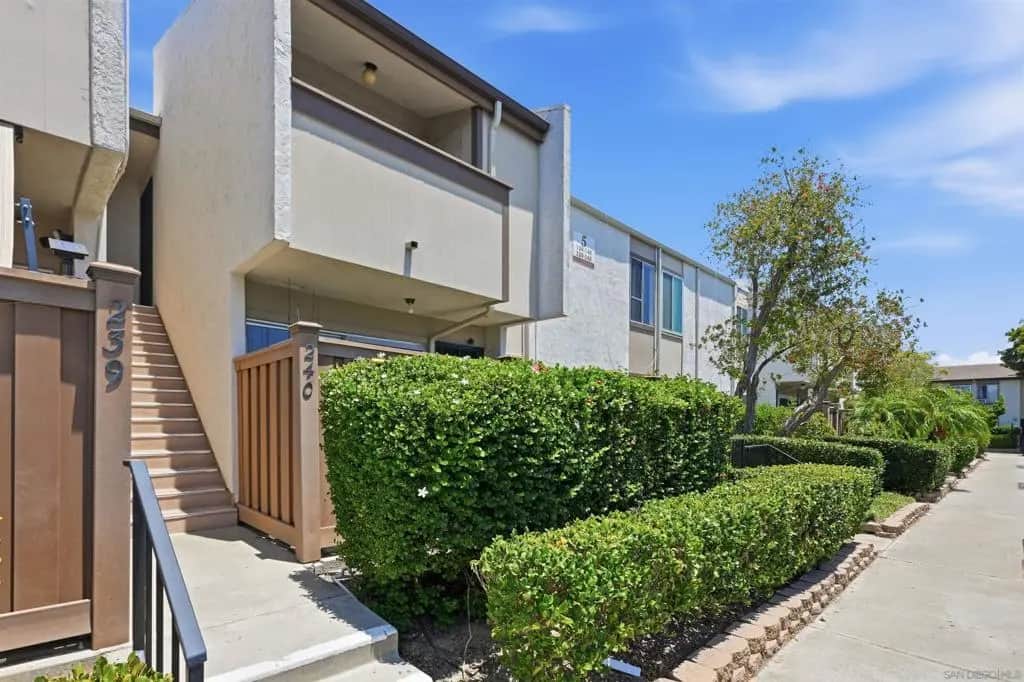 3550 RUFFIN RD 240, San Diego, CA — listing photo 1