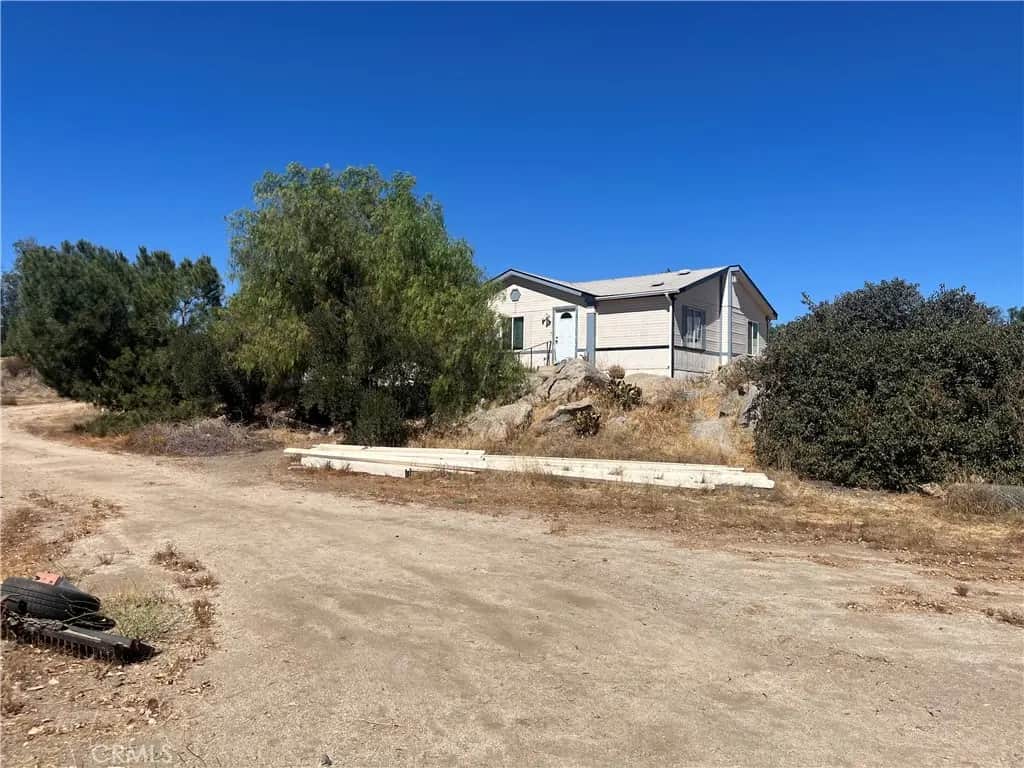 24410 Charlette, Menifee, CA — listing photo 1