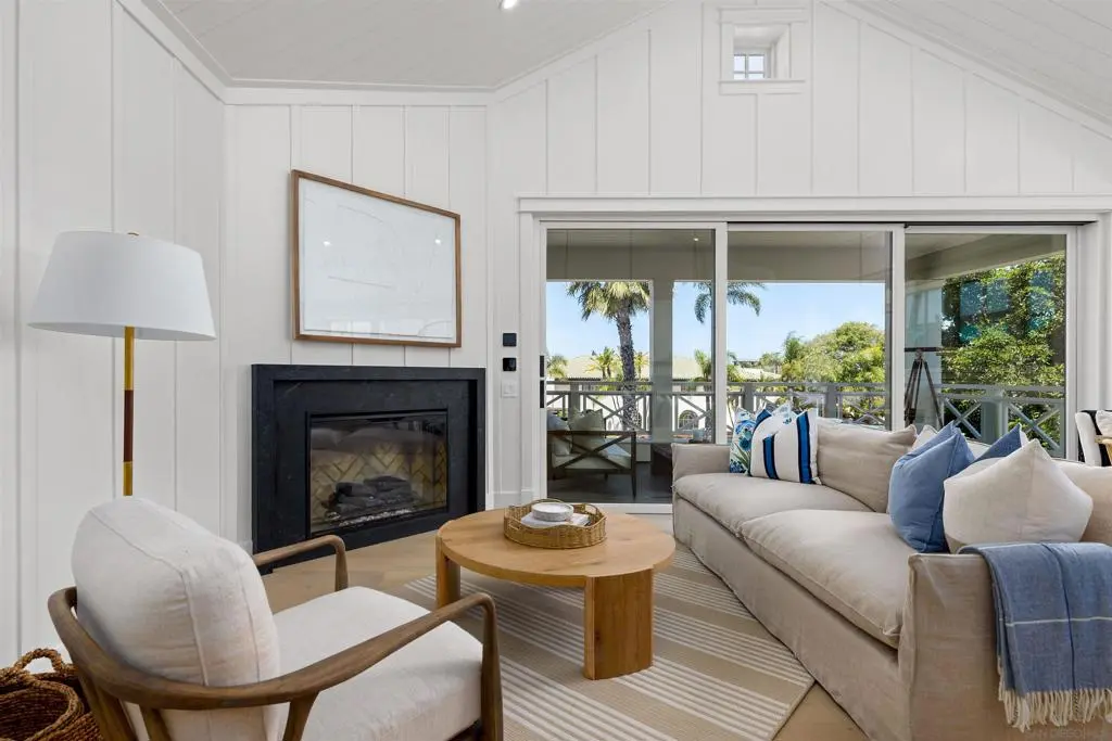 747 Orange Ave 301, Coronado, CA — listing photo 1