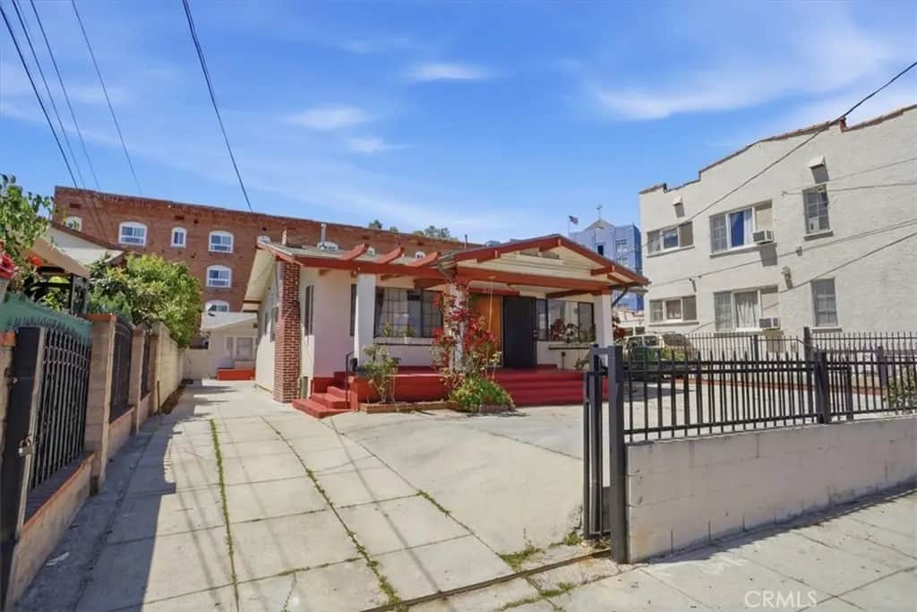 1257 1/2 N New Hampshire, Los Angeles, CA — listing photo 1