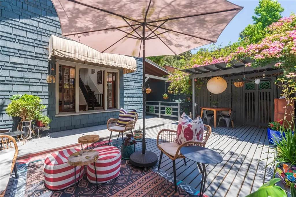 9861 Easton Drive, Los Angeles, CA — listing photo 1