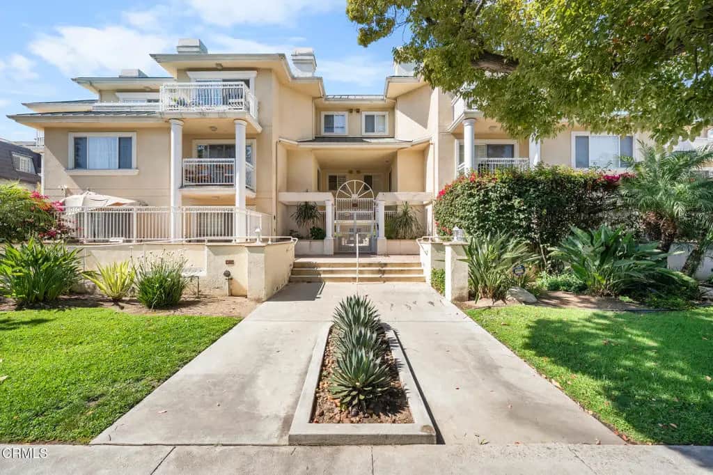 530 W Stocker 206, Glendale, CA — listing photo 1