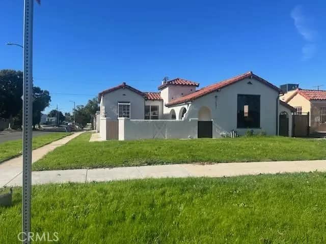 7531 S Denker Avenue, Los Angeles, CA — listing photo 1