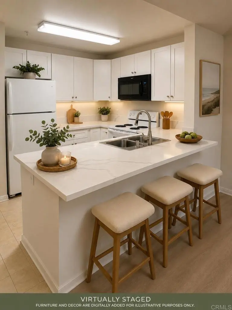 8889 Caminito Plaza Centro 7206, San Diego, CA — listing photo 1