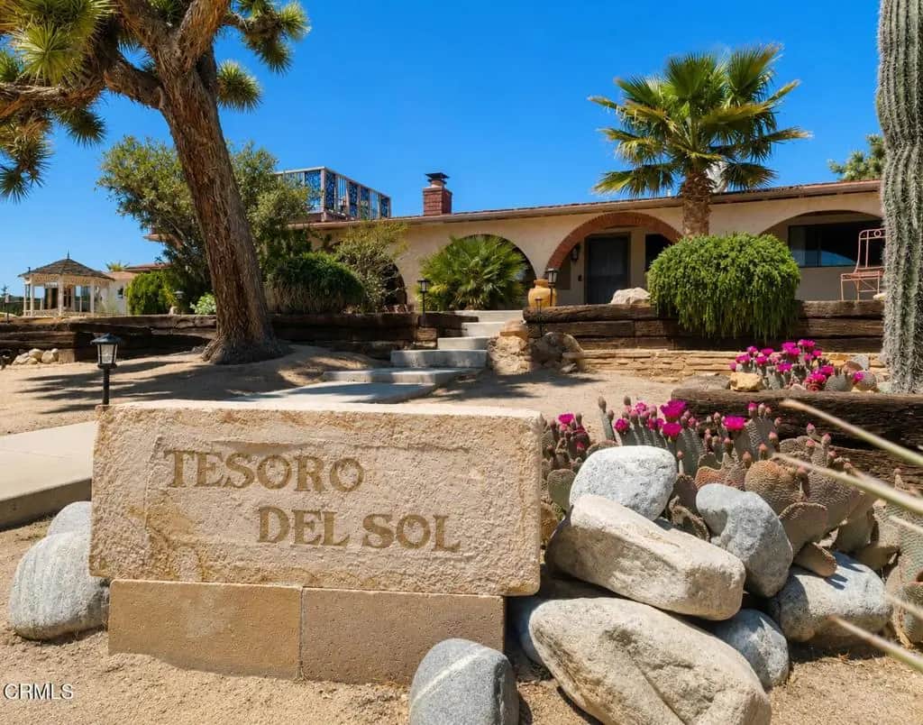 6770 Joshua Lane, Yucca Valley, CA — listing photo 1