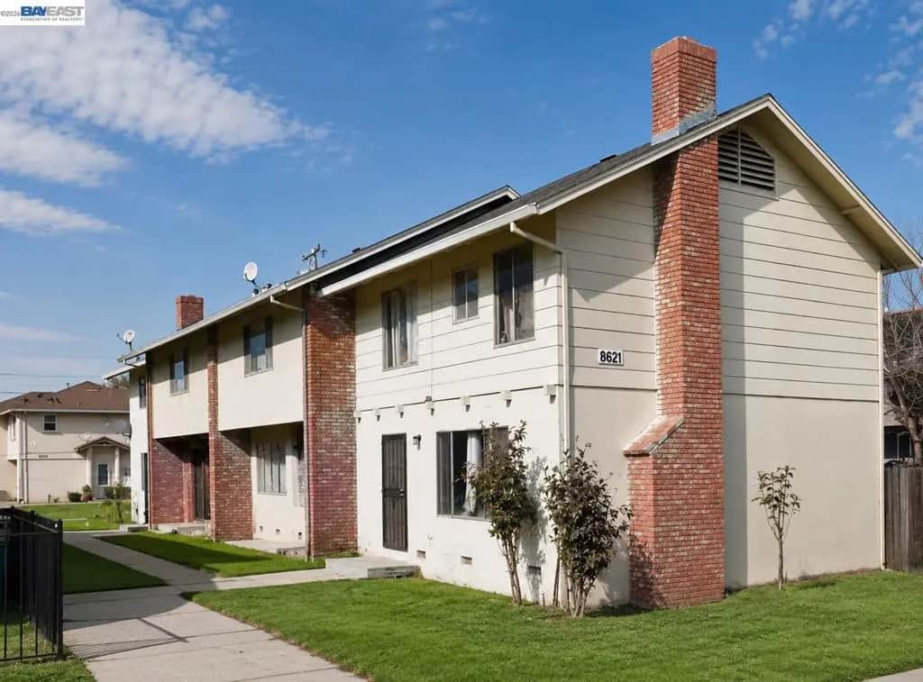 8621 Santa Paula Way, Stockton, CA — listing photo 1