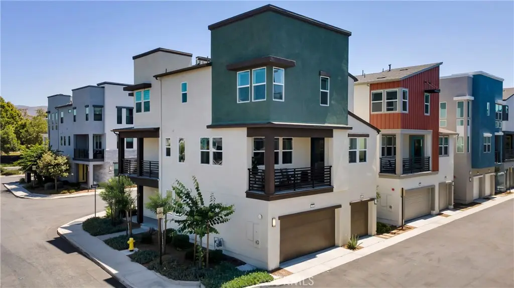 100 Tenor, Irvine, CA — listing photo 1
