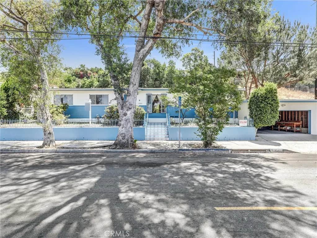 2020 Thomas, Los Angeles, CA — listing photo 1
