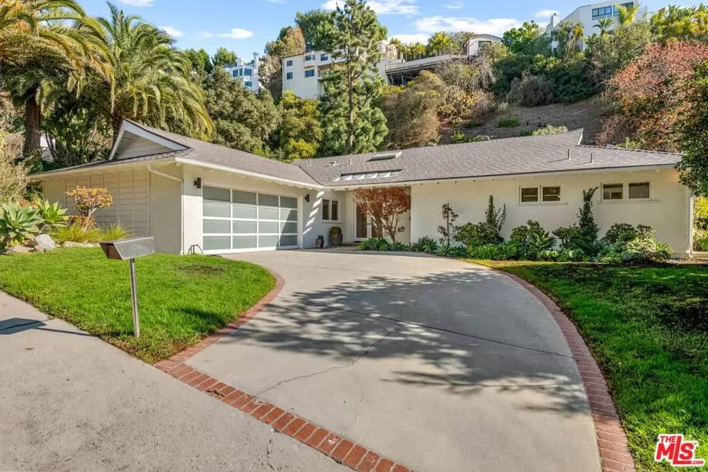 1836 N Doheny Drive, Los Angeles, CA — listing photo 1