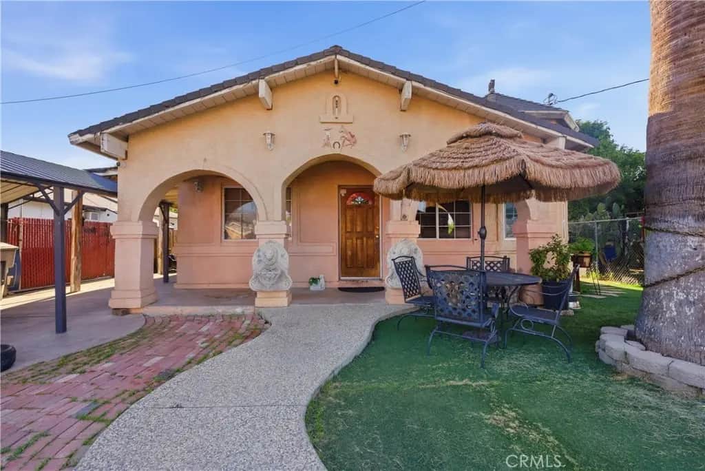 381 B, Arvin, CA — listing photo 1