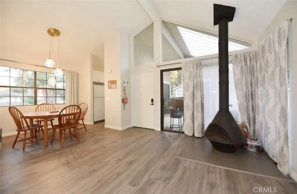 155 Pineview, Irvine, CA — listing photo 1