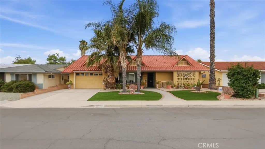 1180 Amberwood, Hemet, CA — listing photo 1