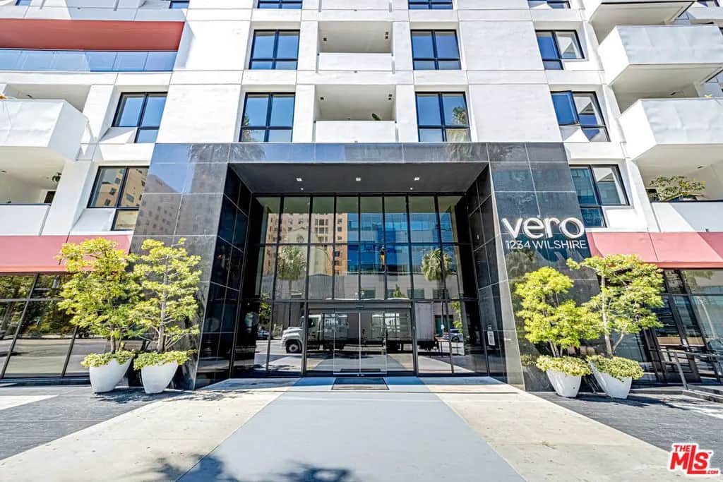 1234 Wilshire Boulevard 405, Los Angeles, CA — listing photo 1