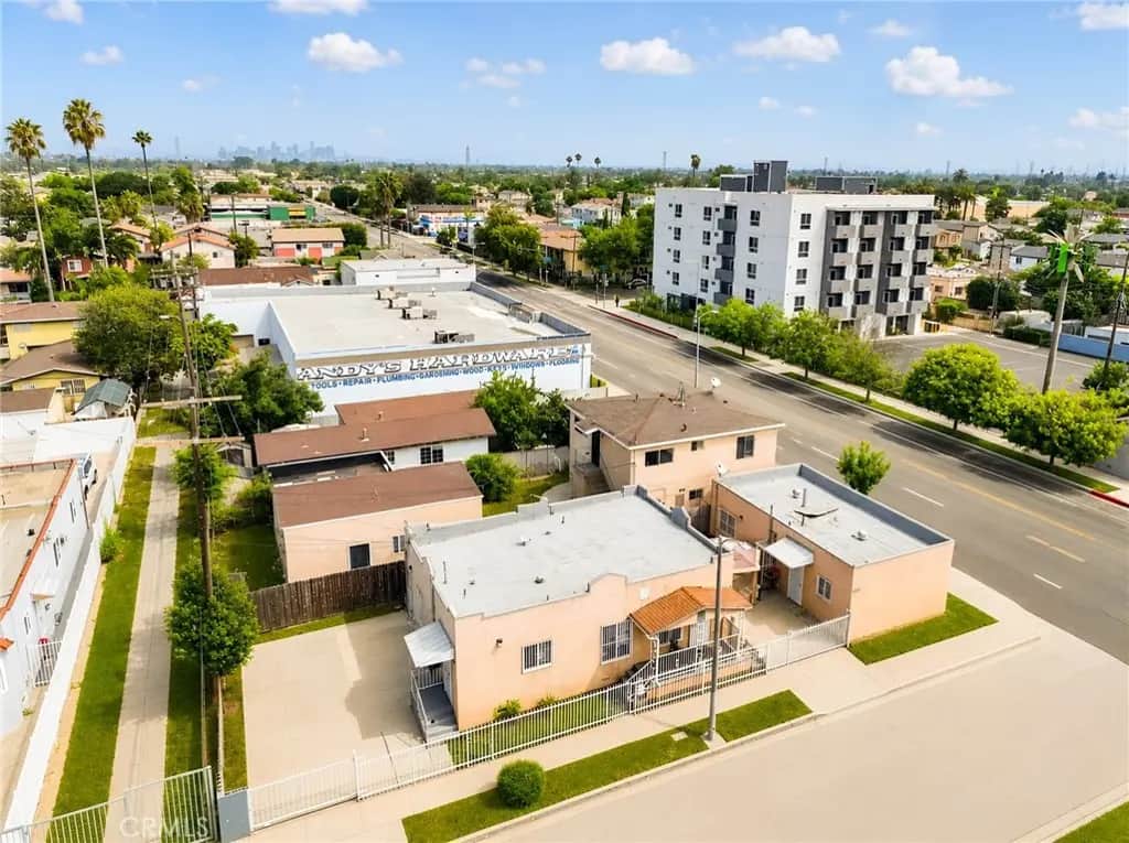 251 E 105th, Los Angeles, CA — listing photo 1