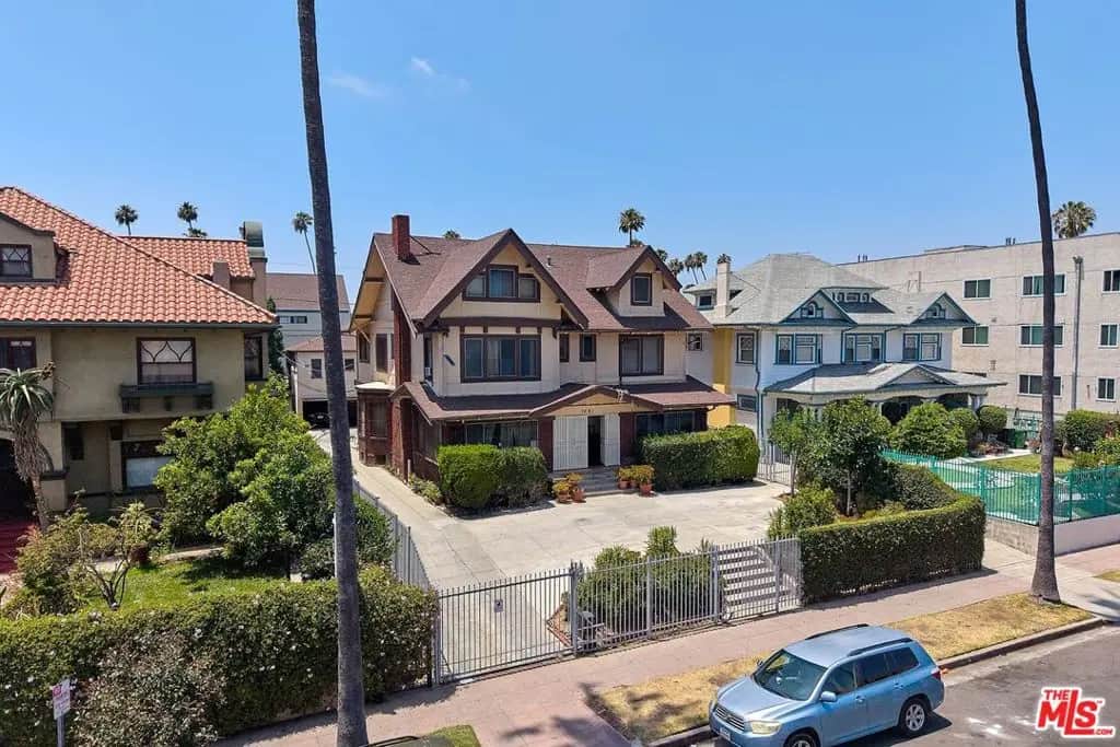 1041 Elden Avenue, Los Angeles, CA — listing photo 1