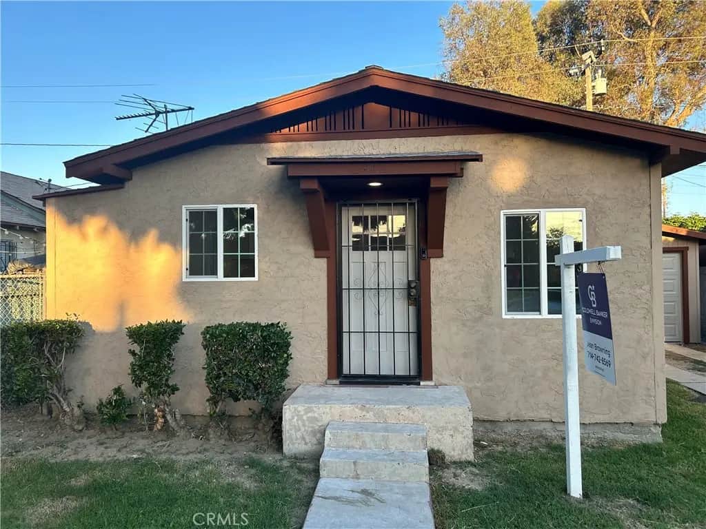 2412 Gale Avenue, Long Beach, CA — listing photo 1