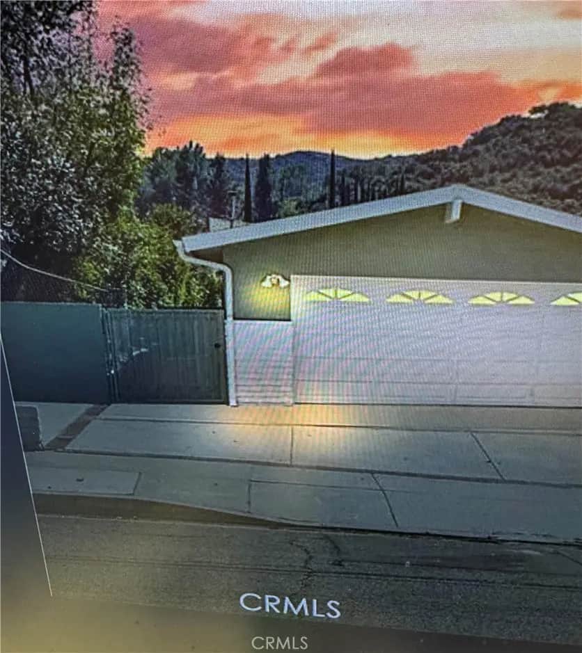 22740 Liberty Bell Rd, Calabasas, CA — listing photo 1