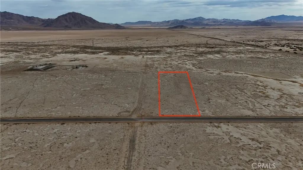 746 Lake Street, Lucerne Valley, CA — listing photo 1