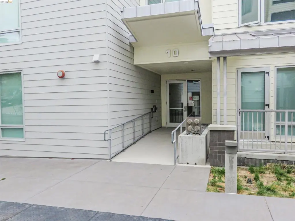 10 Innes Ct 307, San Francisco, CA — listing photo 1