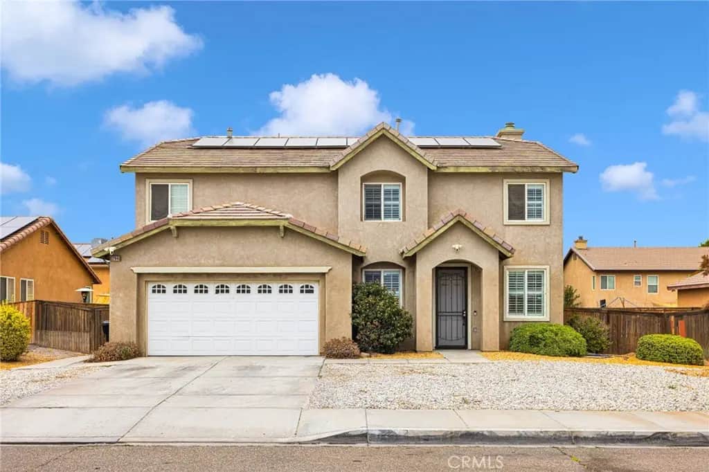 12946 Dos Palmas, Victorville, CA — listing photo 1