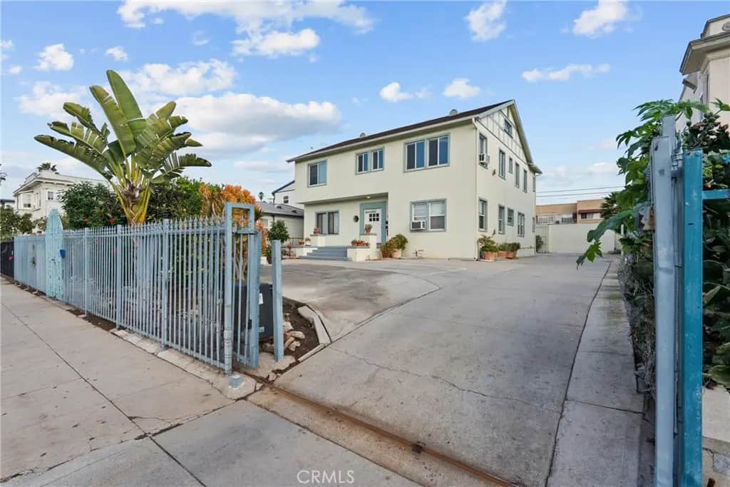 1322 Van Ness Street, Los Angeles, CA — listing photo 1