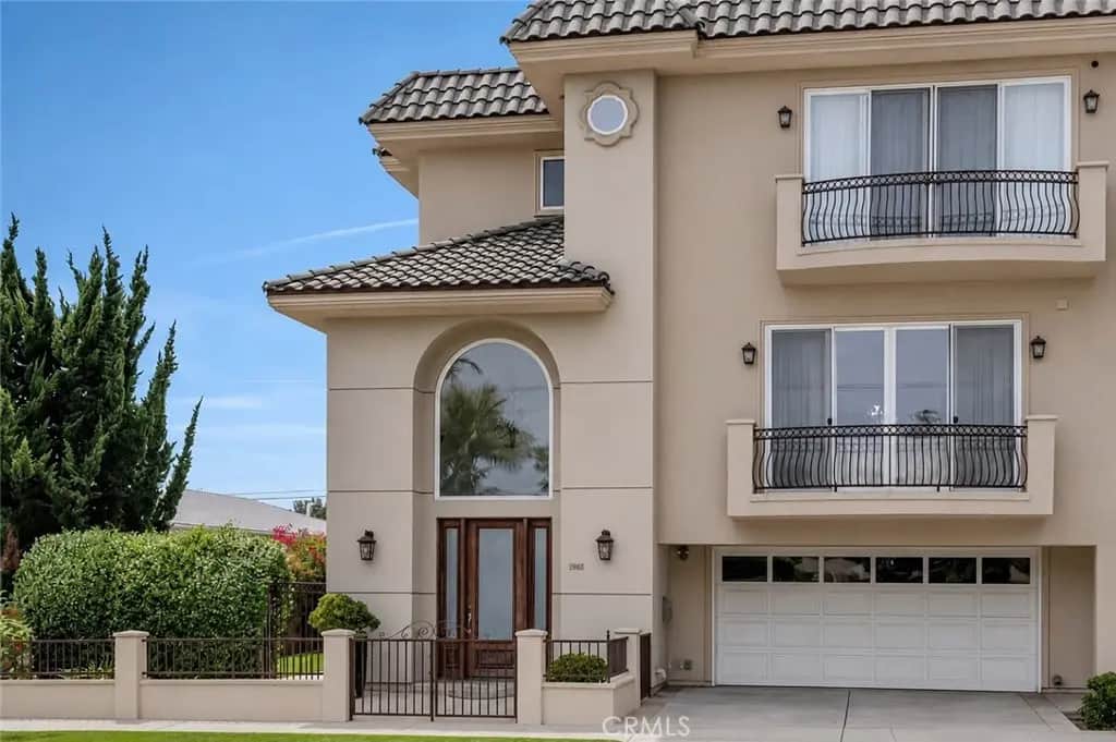 1905 Colby Avenue, Los Angeles, CA — listing photo 1