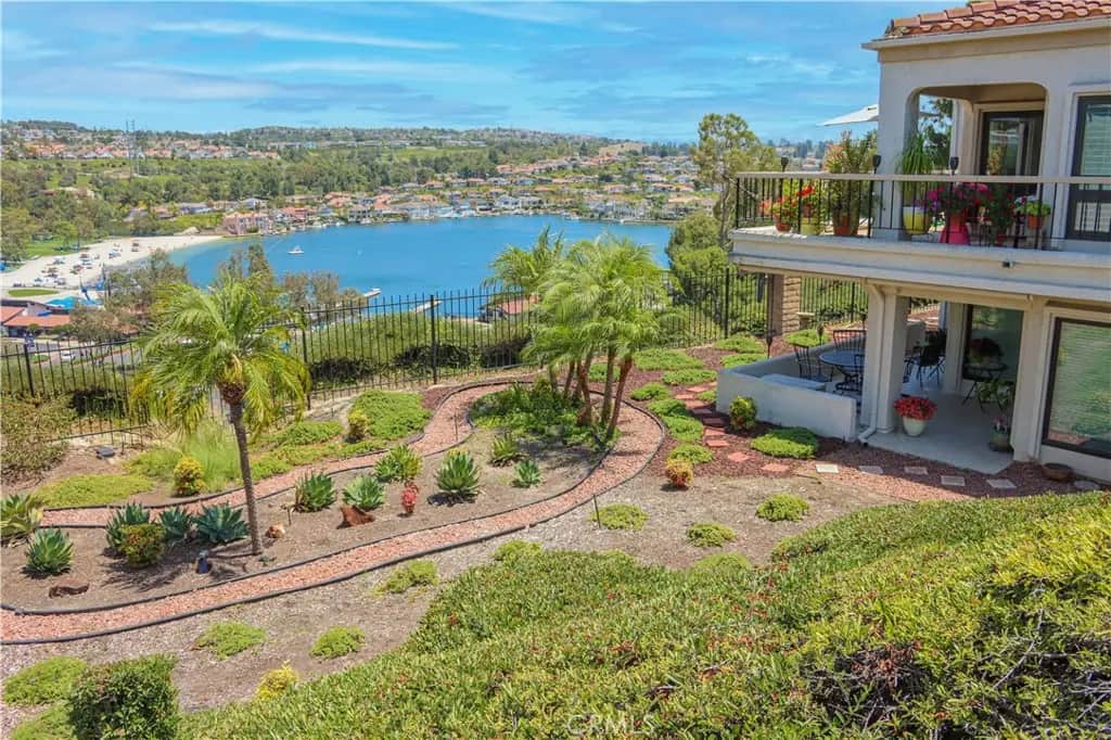 22342 Valdemosa, Mission Viejo, CA — listing photo 1