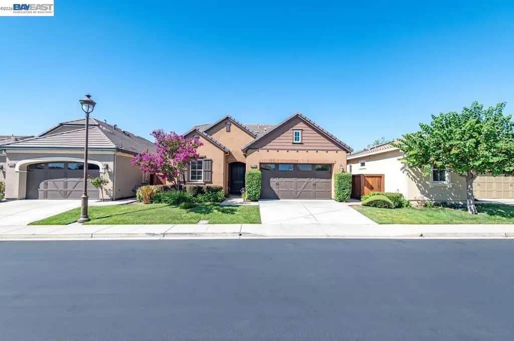 1033 Malbec Ln, Brentwood, CA — listing photo 1