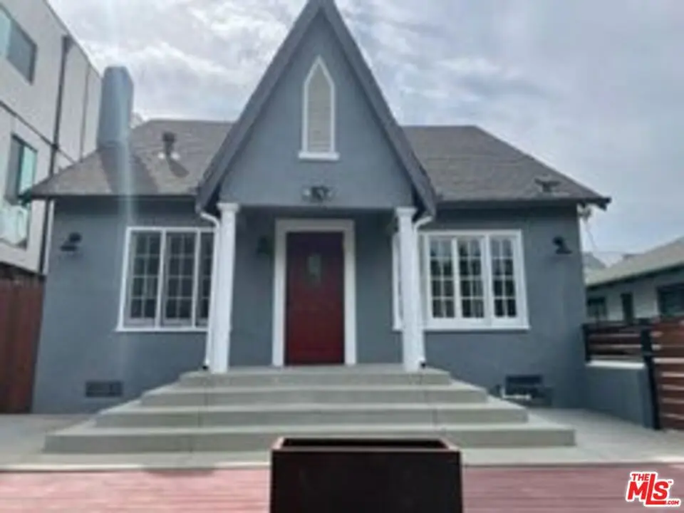 817 N Harvard Boulevard, Los Angeles, CA — listing photo 1