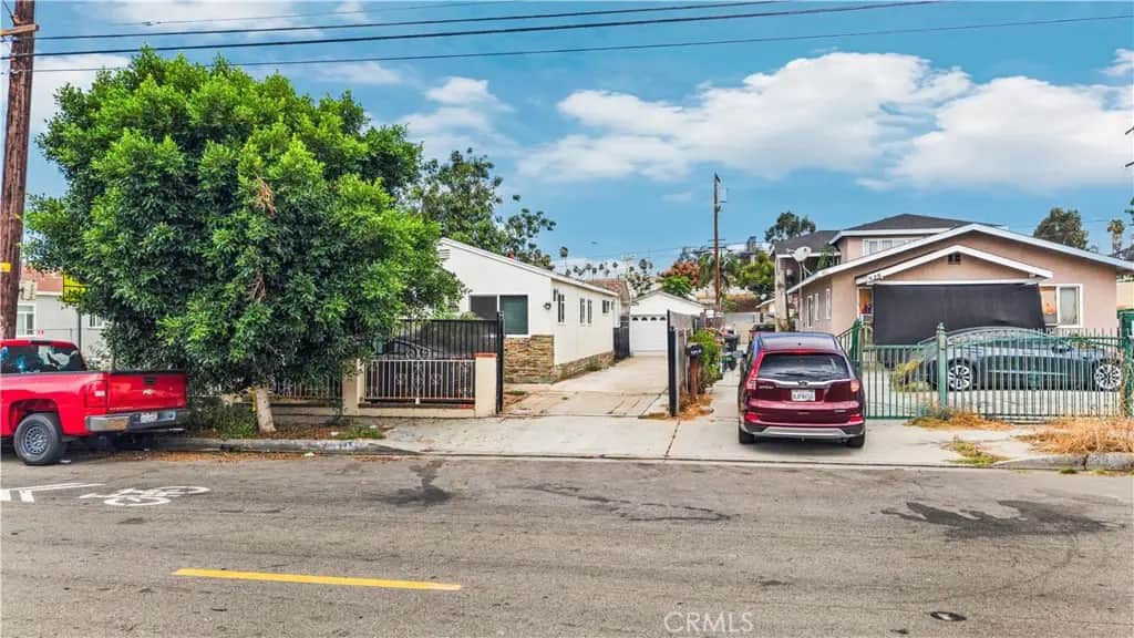 943 S Ford Boulevard, Los Angeles, CA — listing photo 1