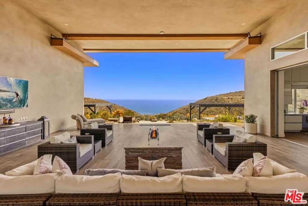 10715 Yerba Buena Road, Malibu, CA — listing photo 1