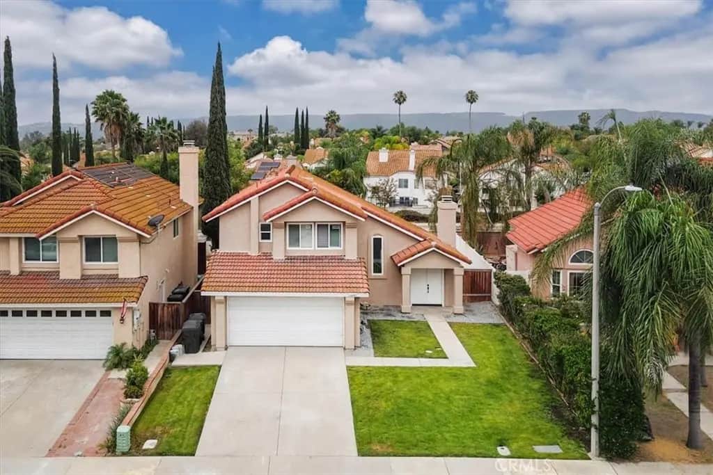 24687 New Haven, Murrieta, CA — listing photo 1