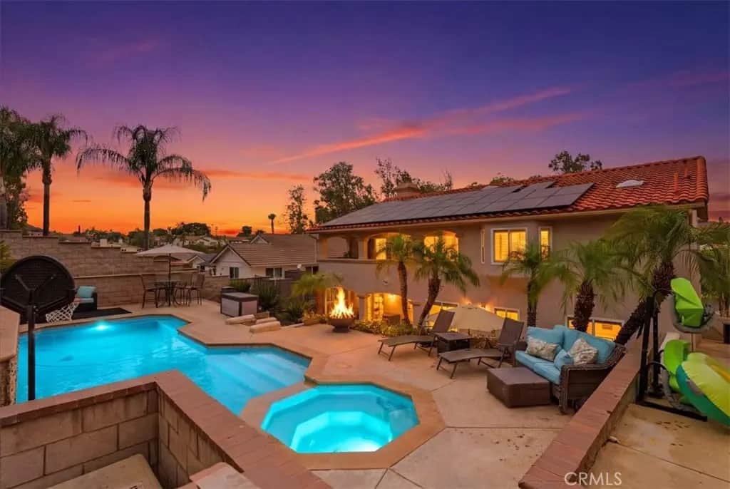 23447 Continental, Canyon Lake, CA — listing photo 1