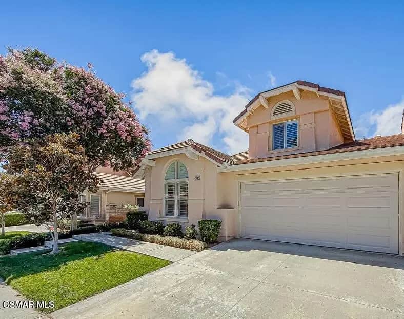 2037 Freesia Avenue, Simi Valley, CA — listing photo 1